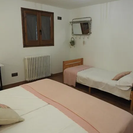 Els Noguers Turisme Chalet Castellar del Riu